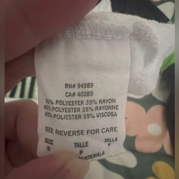 Seattle Seahawks Shirt Women Tee Size Small - Picture 3 of 6